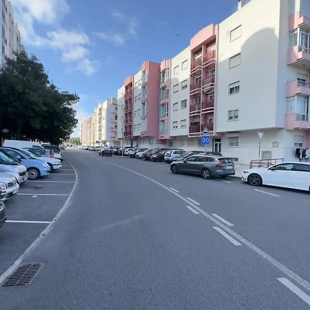 Smart Space Lisboa - Unidade Cacem *